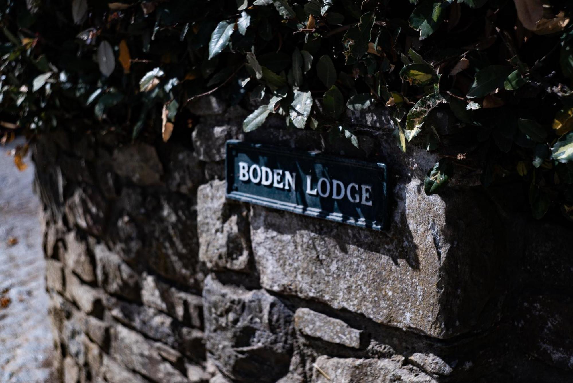 The Lodge At Bodenlodge Malahide Exteriér fotografie